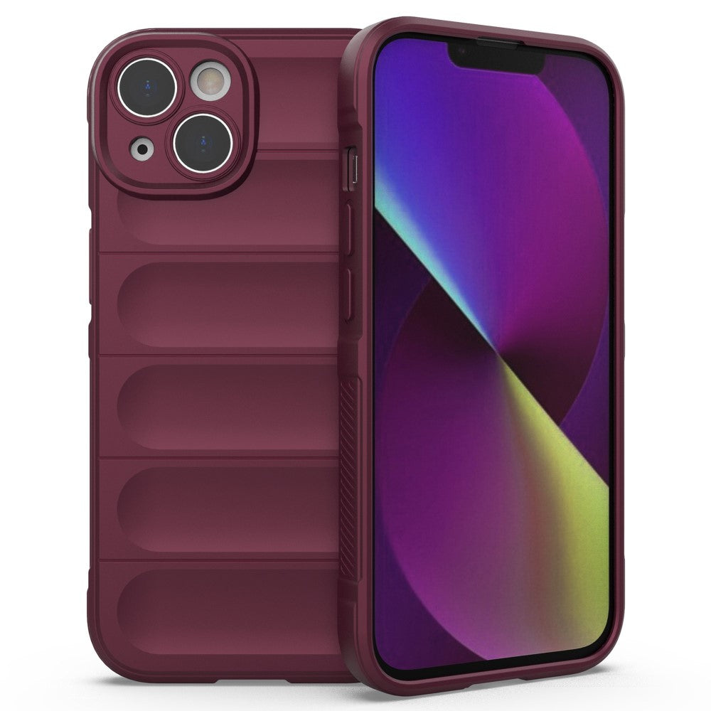 Силиконов, тъмночервен калъф - релефен гръб, удароустойчив за iPhone 15