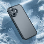 Силиконов, черен кейс за iPhone 17 - удароустойчив, полупрозрачен гръб